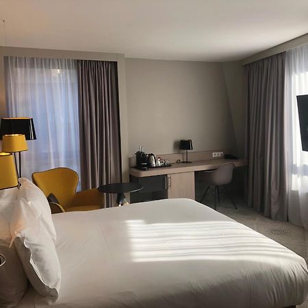 Hilton Garden Inn Paris Massy Massy  Exterior photo